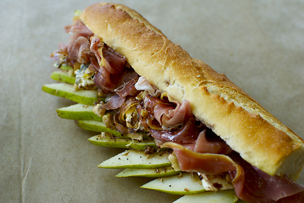 submarine type sandwich