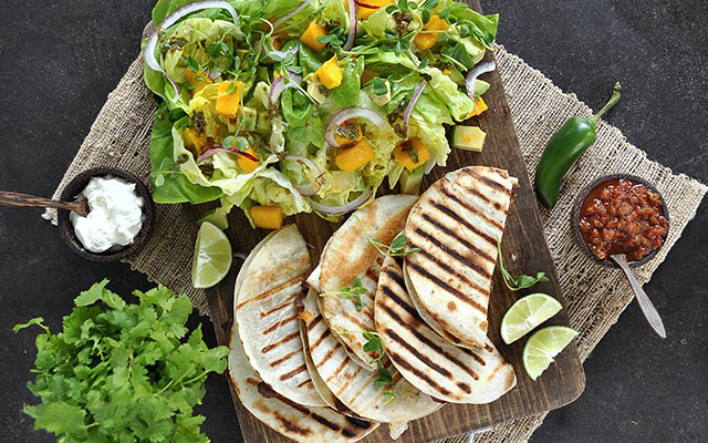 20 Minute Meals: Steak Quesadillas with Mango Avocado Salad | Food Bloggers of Canada