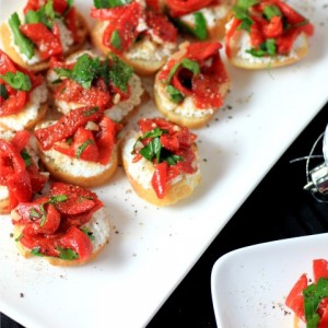 Ricotta Roasted Red Pepper Crostini | Noshing with the Nolands