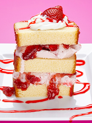 Strawberry Shortcake Sundae Recipe | Bite me More