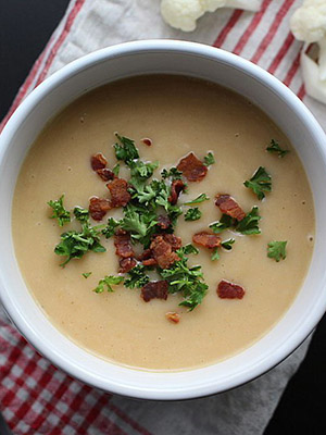 Creamy Cauliflower Bacon Soup