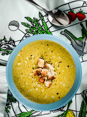 Healthier Broccoli and Cheddar Soup