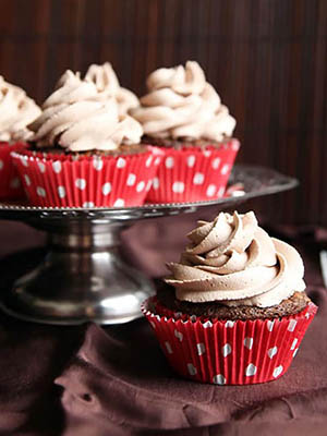 Chocolate Oatmeal Cupcakes | Leelalicious