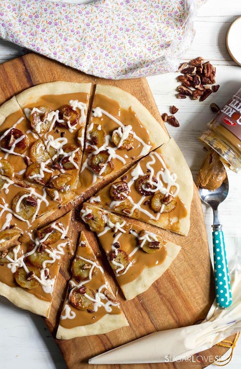 Cookie Notti Dessert Pizza with Caramelized Bananas | SugarLoveSpices