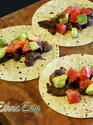 Spiced Chicken Live Tacos with MOle Sauce | CulturEatz