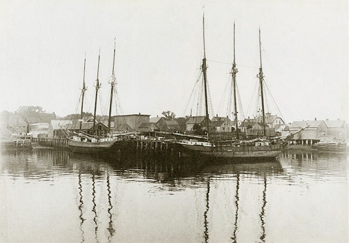 Ships in Yarmouth, NS