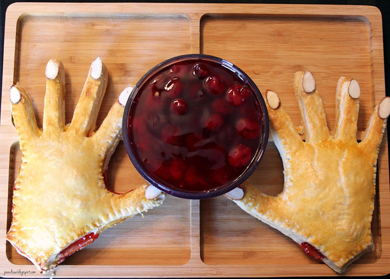 Halloween Hand Pies | Jo and Sue
