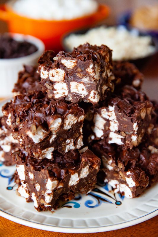 Rocky Road Rice Bars | Food Bloggers of Canada