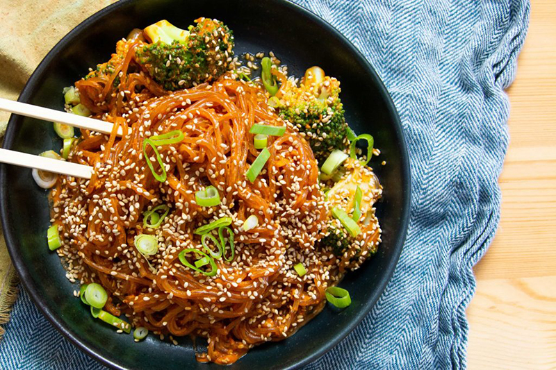 Spicy Creamy Gochujang Noodles | How to Make Dinner